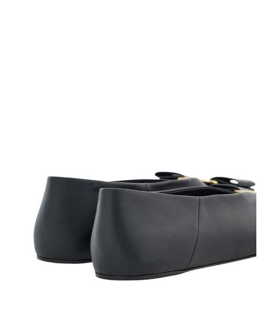 Ferragamo Black Ferragamo Round Toe Bow Detailed Ballet Flats