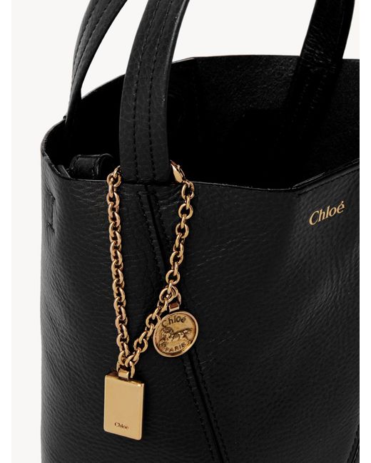 Chloé Black Chloé Spin Logo Printed Small Tote Bag