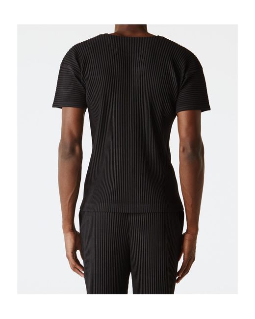 Homme Plissé Issey Miyake Black Homme Plissé Issey Miyake Pleated T-Shirt for men