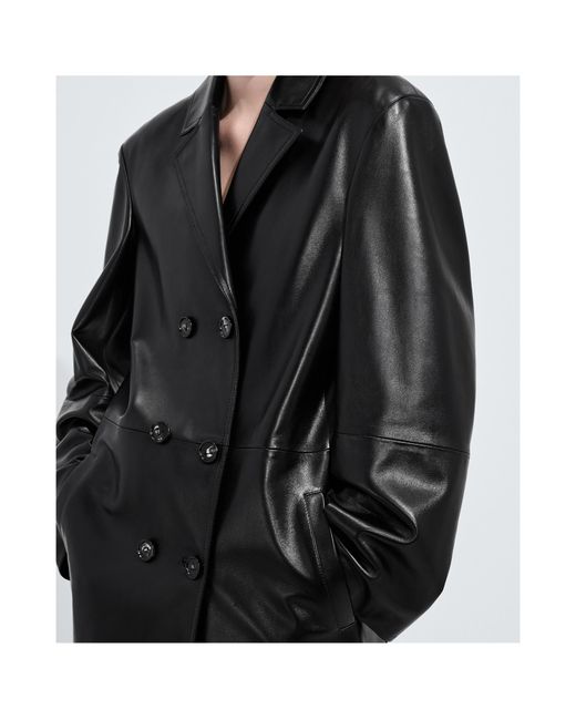 Bottega Veneta Black Long-Sleeved Leather Coat