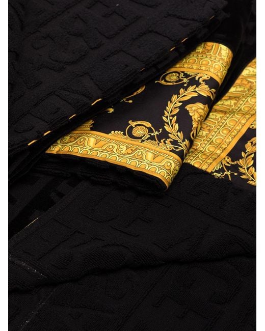 Versace Black Baroque Detailed Beach Towel Set for men