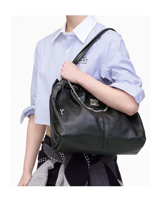Marc Jacobs Black The Cristina Logo Detailed Tote Bag