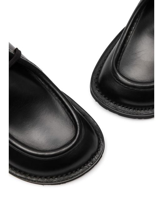 Loewe Black Round-Toe Business Casual Shoes for men