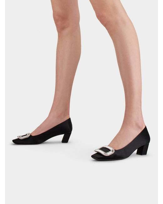 Roger Vivier Black Belle Vivier Pilgrim Buckle Embellished Pumps