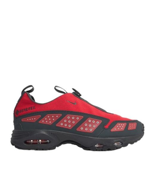 Nike Red Air Max Sndr Gtx Sneakers