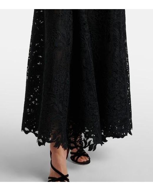 Oscar de la Renta Black Guipure Lace Bustier Gown