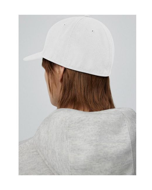 Canada Goose White Logo Embroidered Baseball Cap for men