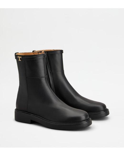 Tod's Black Leather Booties