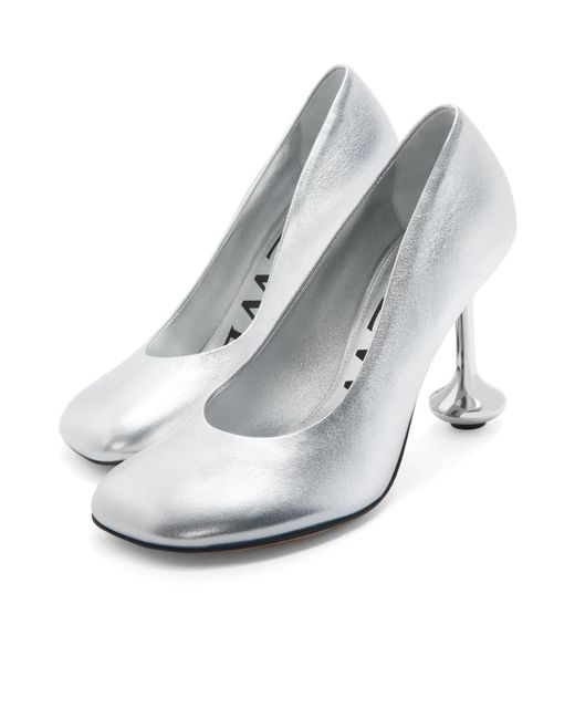 Loewe White Toy Pump