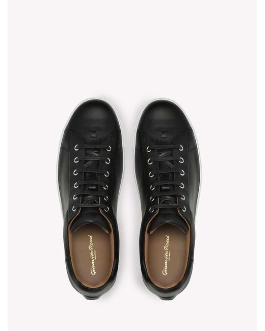 Gianvito Rossi Black Round Toe Low-Top Casual Shoes for men