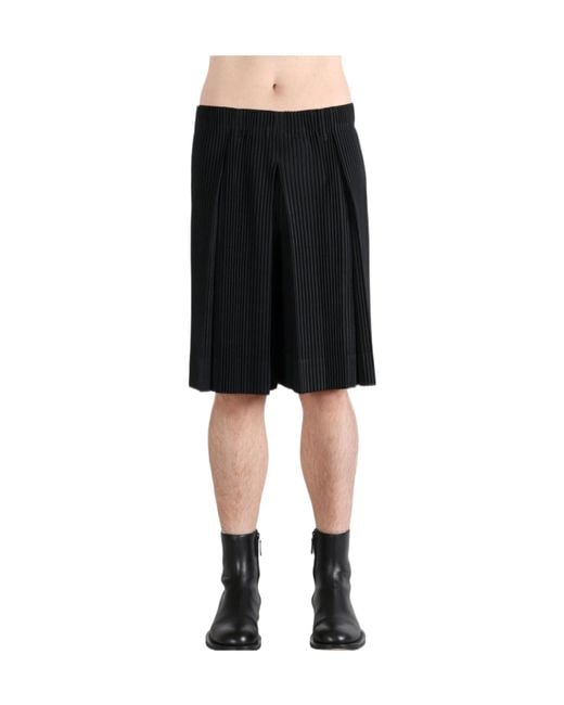 Homme Plissé Issey Miyake Black Homme Plissé Issey Miyake Pleated Shorts for men