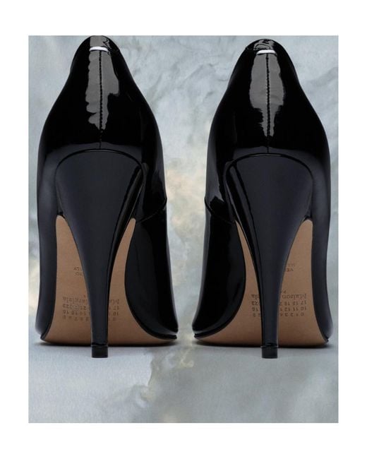 Maison Margiela Black Tabi Patent Pump