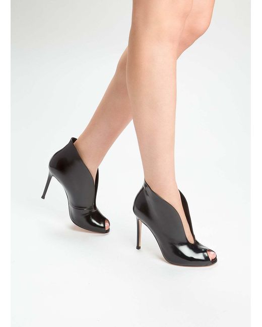 Gianvito Rossi White Open-Toed High Heels