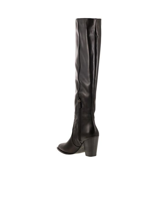 Stuart Weitzman Black Round-Toed Boots