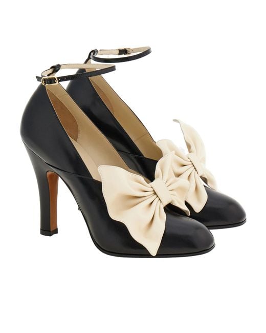 Ferragamo Black Bella