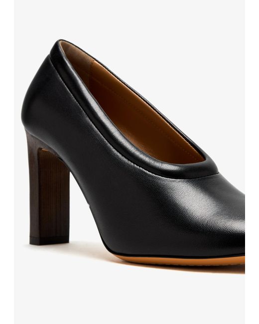 Tod's Black Leather Pumps