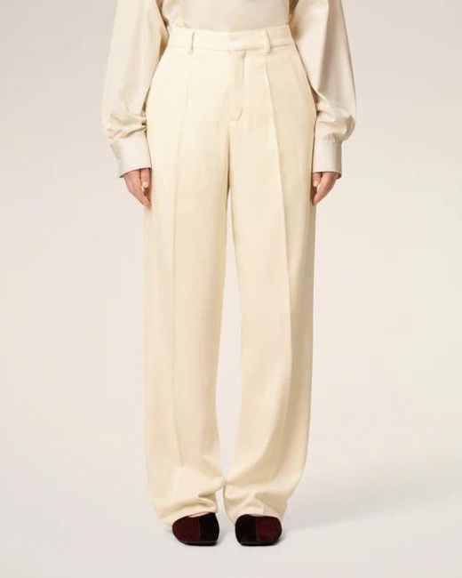 AMI Natural Wide Leg Trousers
