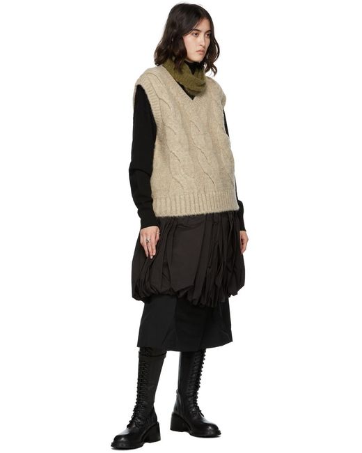 we11done Natural Cable-Knit V-Neck Vest for men