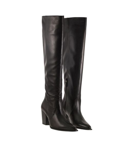Stuart Weitzman Black Round-Toed Boots