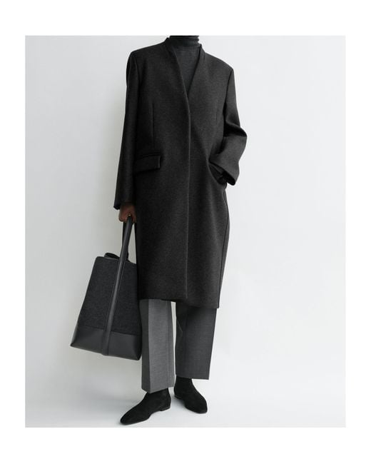 Totême  Black Deep Pleat Coat