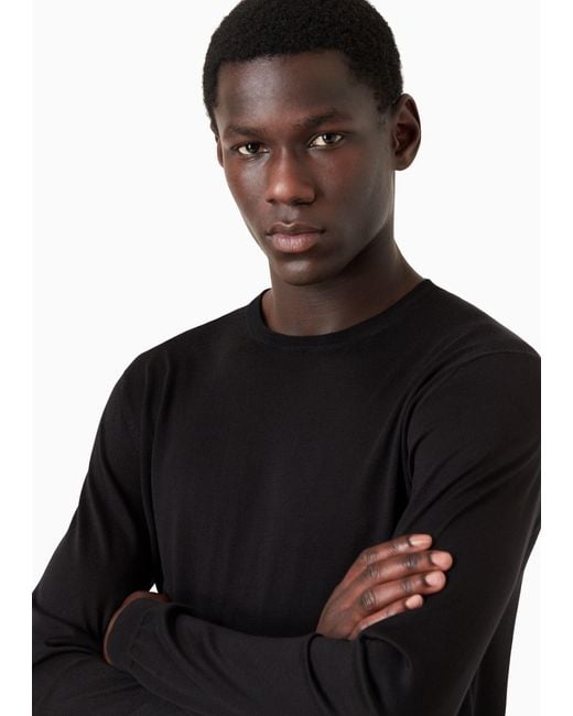 Giorgio Armani Black Crewneck Long-Sleeved Jumper for men
