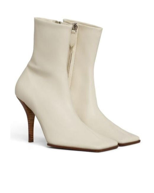 Alaïa White Alaïa Soft Square Boots