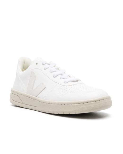 Veja White Logo Sports Shoes