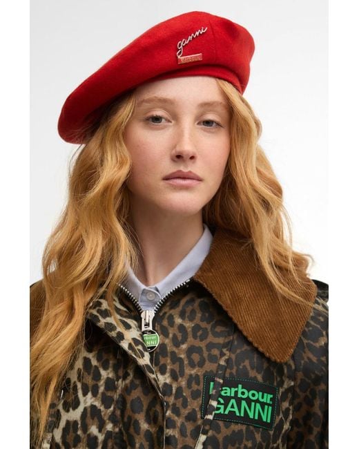 Barbour Red Logo-Brooch Beret