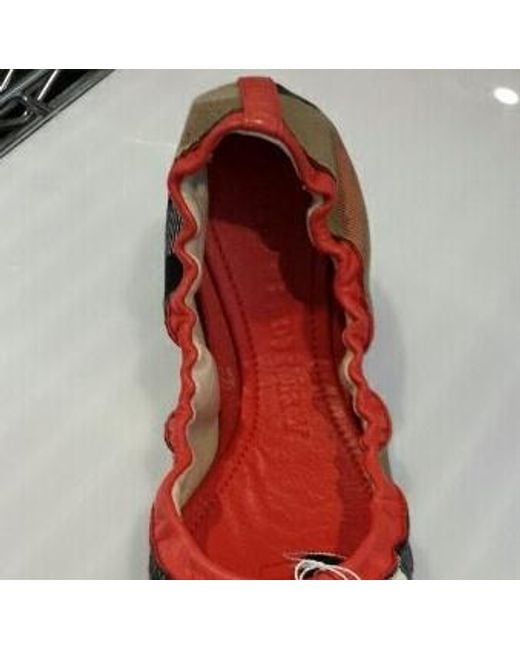 Burberry Orange Round-Head Flat Shoes