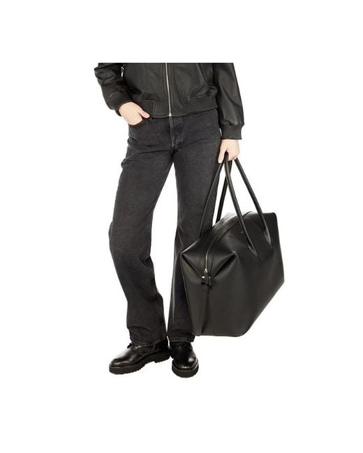 Yuzefi Black Brioche Weekender Shoulder Bag