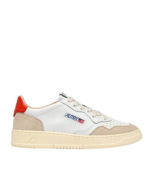 Autry White Medalist Low Sneakers
