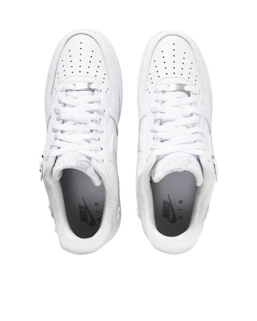 Nike White Solid Color Sneakers