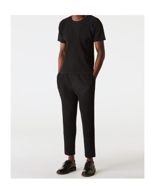 Homme Plissé Issey Miyake Black Homme Plissé Issey Miyake Pleated T-Shirt for men