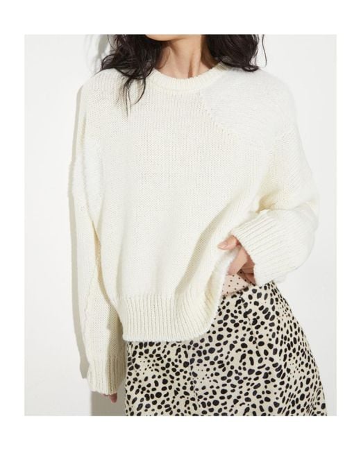 MAX&Co. White Long Sleeve Sweater
