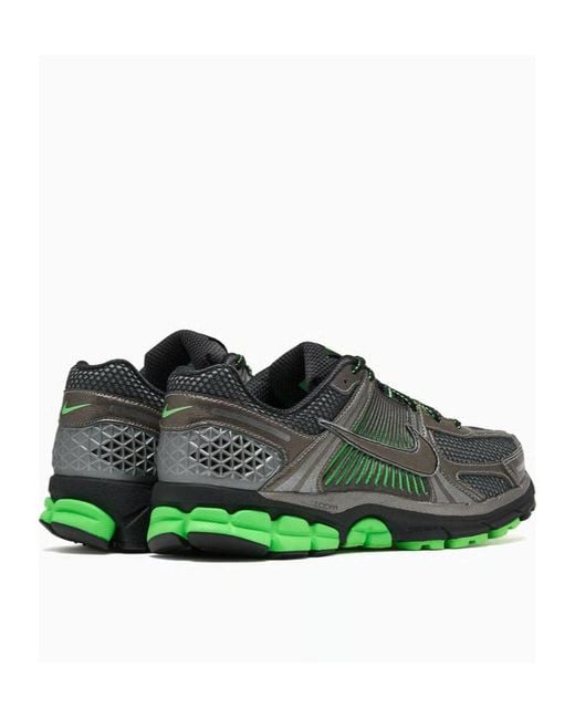 Nike Green Zoom Vomero 5 Se for men