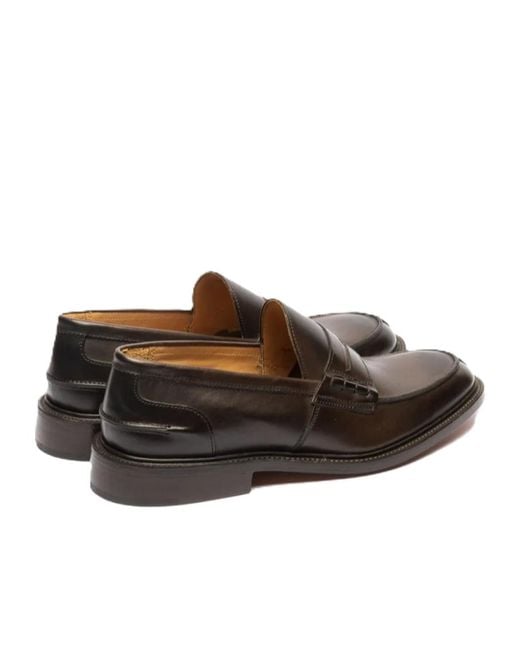 Tricker's Brown Round-Toe Business Casual Shoes for men