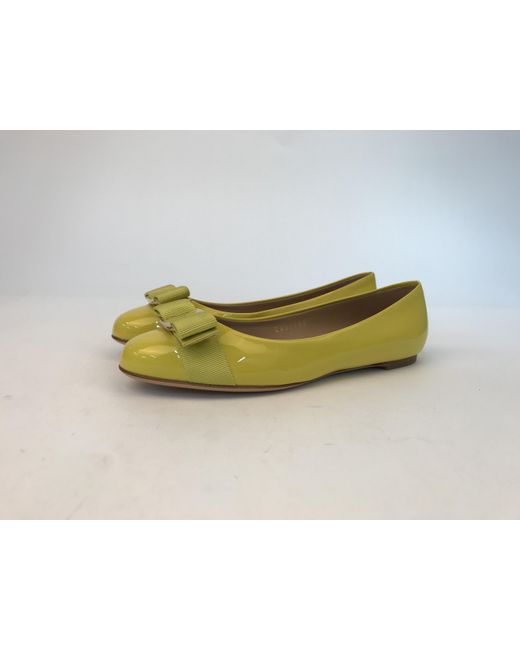 Ferragamo Green Bow-Decorated Flat Shoes