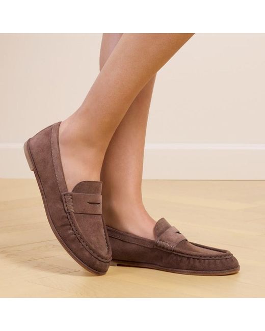 Stuart Weitzman Brown Spencer Loafer
