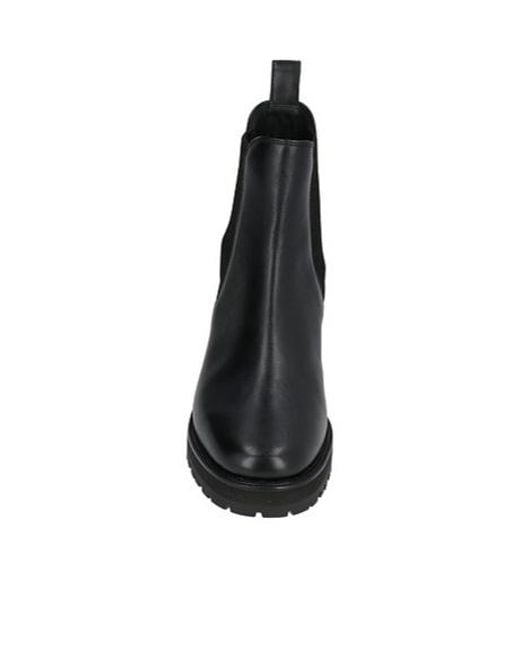 Rag & Bone Black Solid-Colored Leather Chelsea Boots