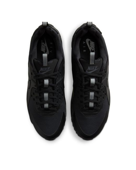 Nike Black Low-Top Trainers for men