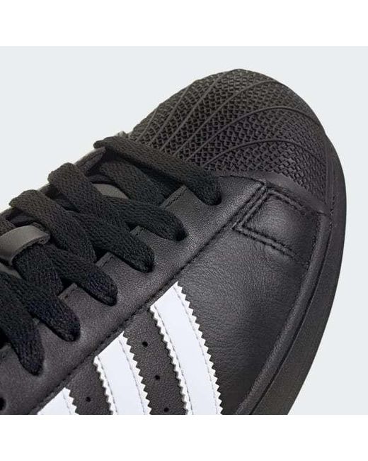 Adidas Black Classic Sneakers for men