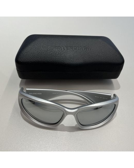 Balenciaga White Eyewear Swift Oval Sunglasses for men