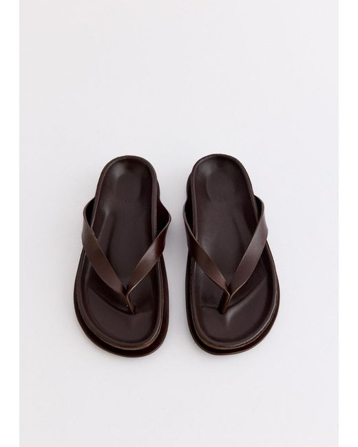 Jacquemus Brown Round-Toe Flat Sandals