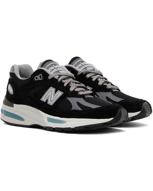 New Balance Black 991V2 Lace-Up Sneakers for men