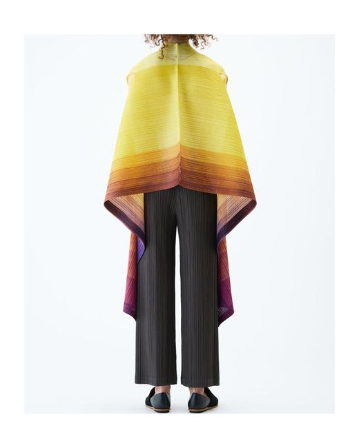 Pleats Please Issey Miyake Yellow Pleats Please Issey Miyake Photon Pleated Vest