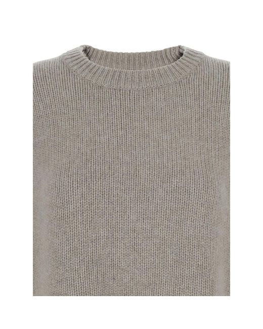 Soft Goat Gray Long-Sleeved Knitwear