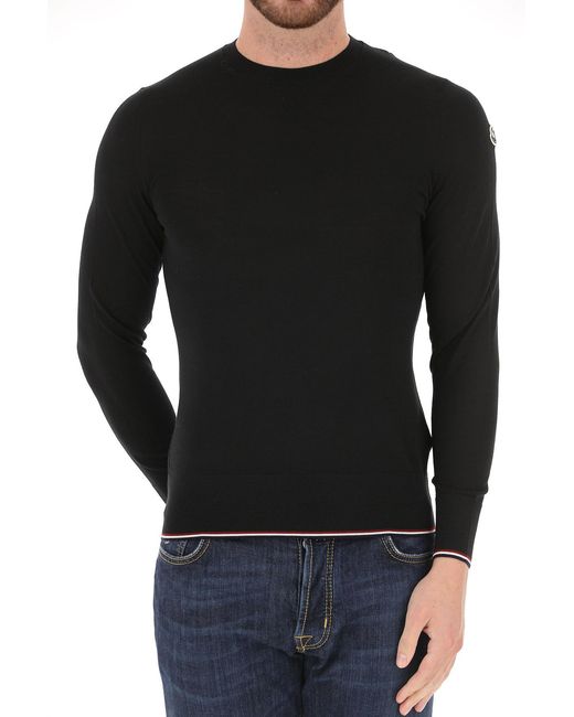 Moncler Blue Knitted Pullover for men