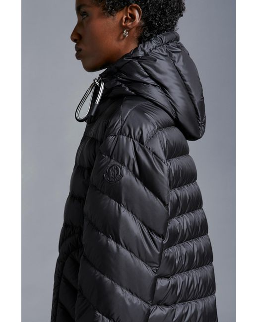 Moncler Black Delfo Short Down Jacket