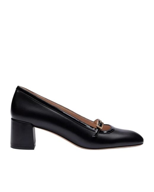Stuart Weitzman Black Georgie Pump 50
