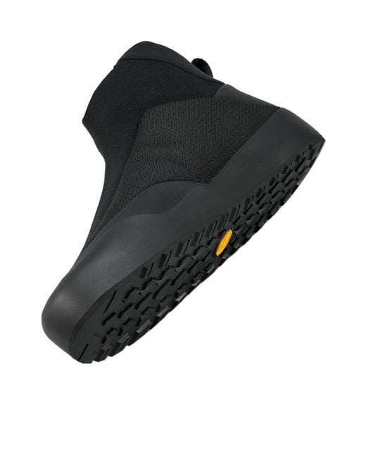 Arc'teryx Black Kragg Thermal Casual Shoes for men